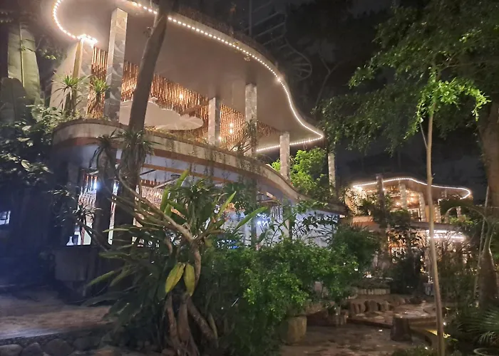 Htc Tuan Chau Hotel *