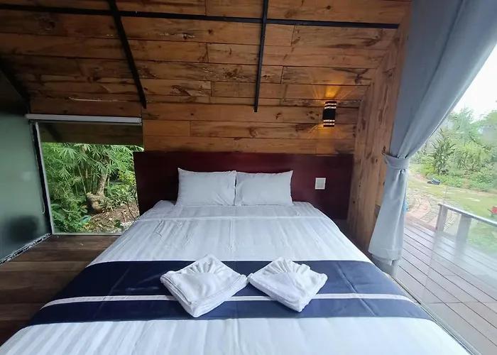 Htc Tuan Chau Hotel