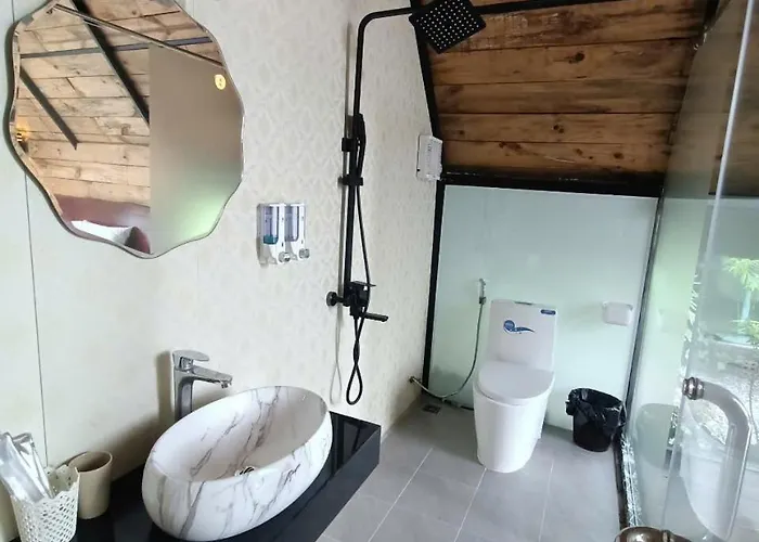 Htc Tuan Chau Hotel *