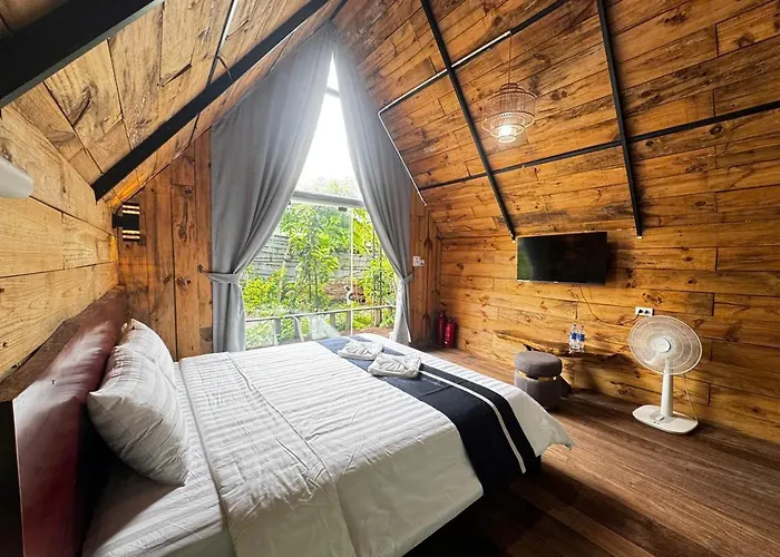 Htc Tuan Chau Hotel